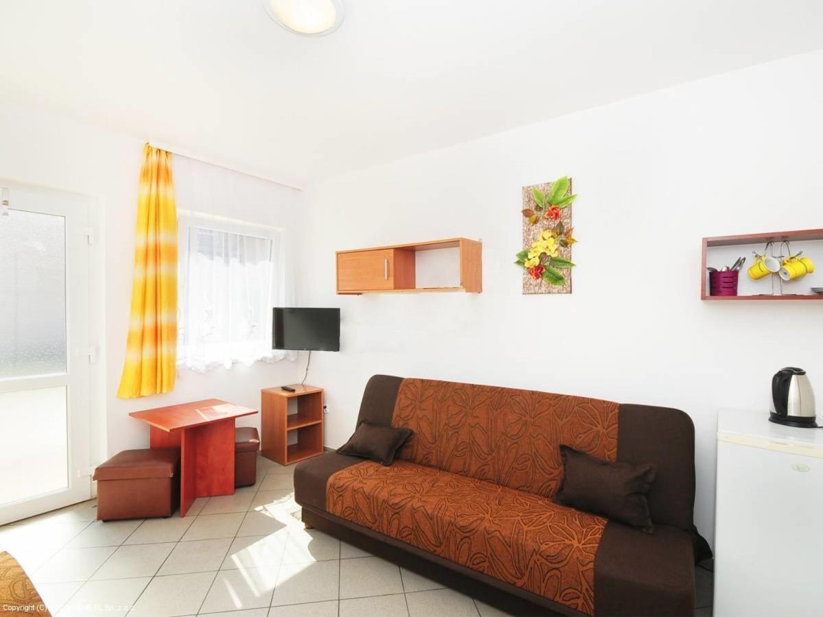 U Gosi Hotel Jaroslawiec Bagian luar foto