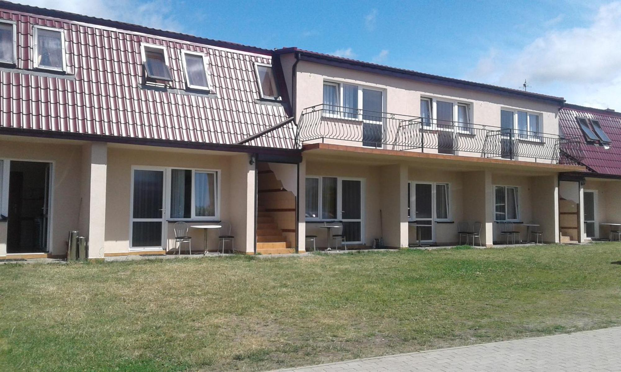 U Gosi Hotel Jaroslawiec Bagian luar foto